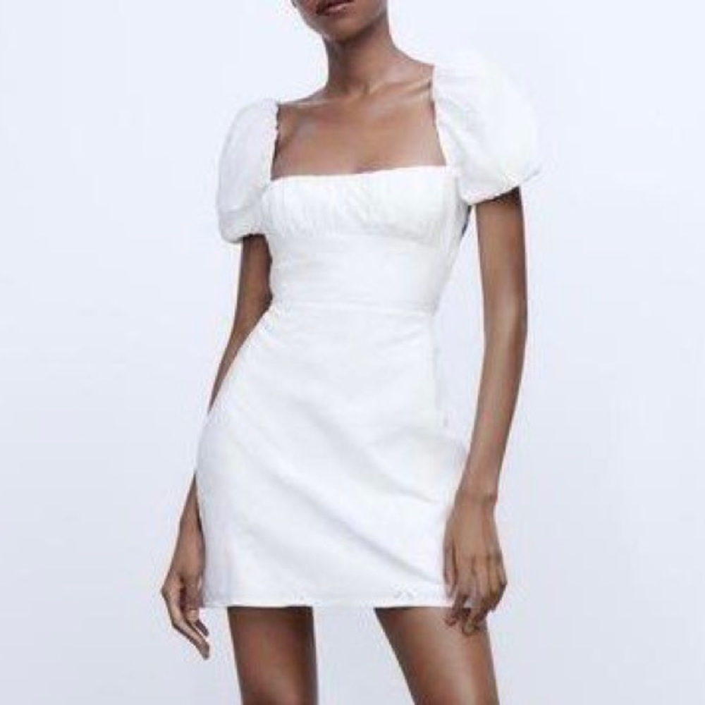 NWT Zara Bridal White Puffy Short Sleeve Floral Stiching Mini Dress Size Medium